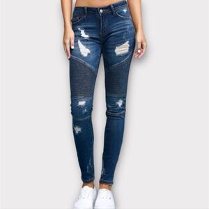 Judy Blue Skinny Fit Motto Jeans
